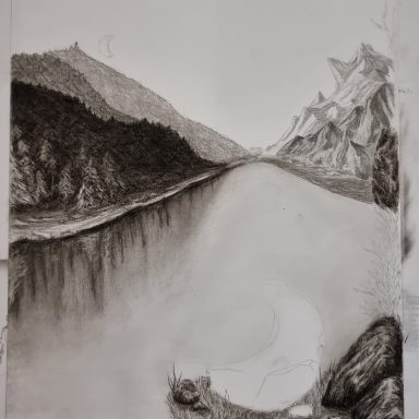 Ein Stein in Form einer Sichel in einer Landschaft. Stufe 2.